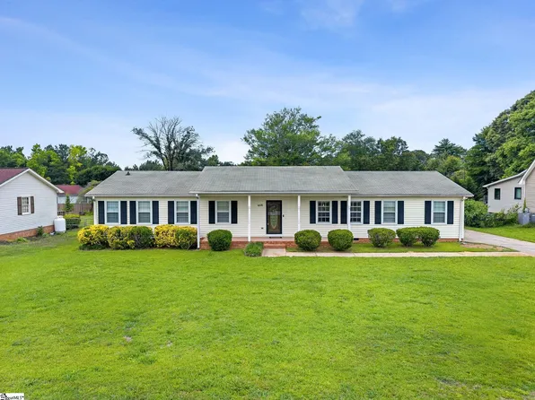 608 Lenhardt Rd, Greenville, SC 29611