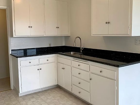 2nd image of 47 Seward St APT 2
