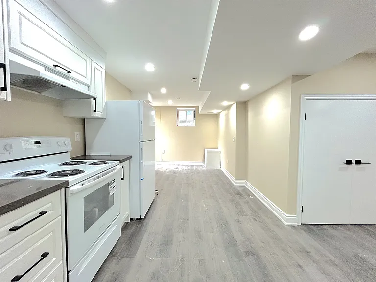 116 Blackburn Dr #2 — Photo 8