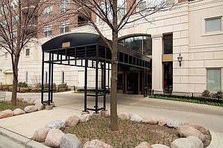 1st image of 1301 N Dearborn St APT 602