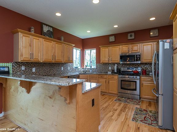 4th image of 8947 Kingman Dr