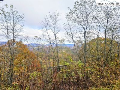 851 E Whenlin Ridge Road, Lansing, NC, 28643