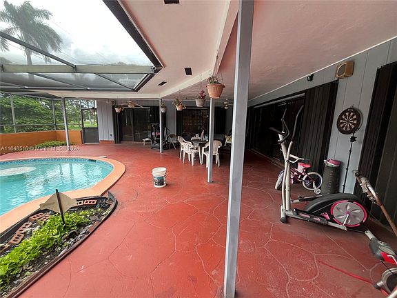 5th image of 1300 NW 203rd St