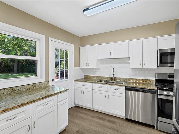 5th image of 1460 Indian Hill Ave
