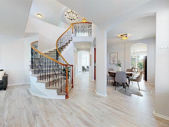 3rd image of 10673 Cedarcrest Circle