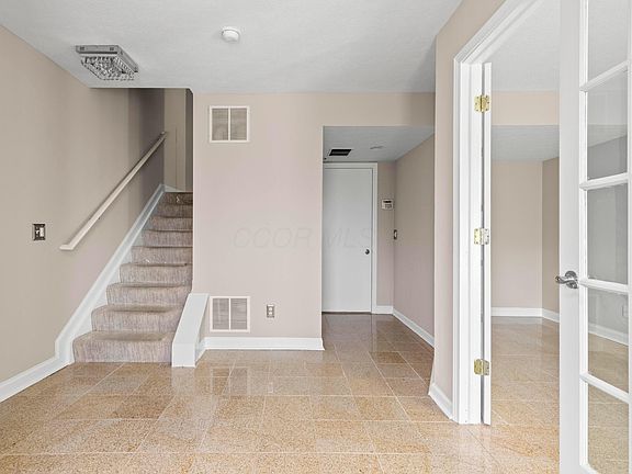 5th image of 5940 Woodshire Dr
