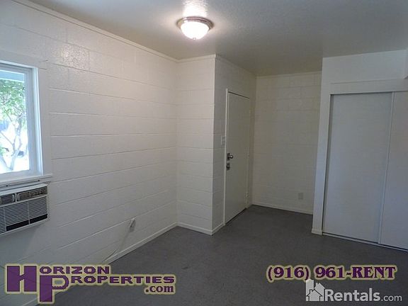 4th image of 5986 15th Ave