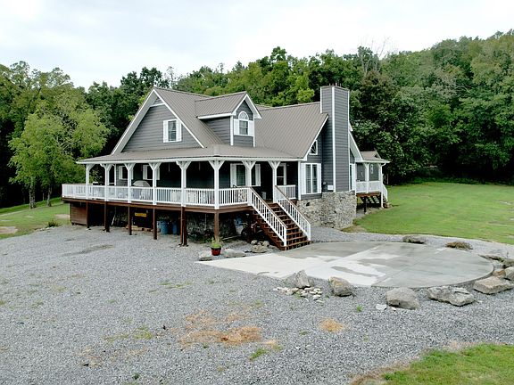3rd image of 295 Tall Mountain Ln