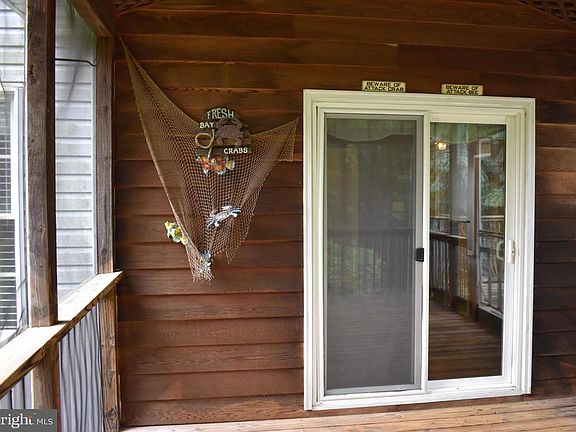 4th image of 1546 Foxborough Dr