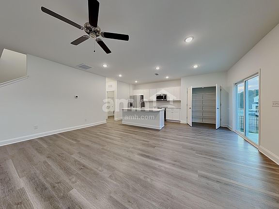 5th image of 1160 Livengood Way