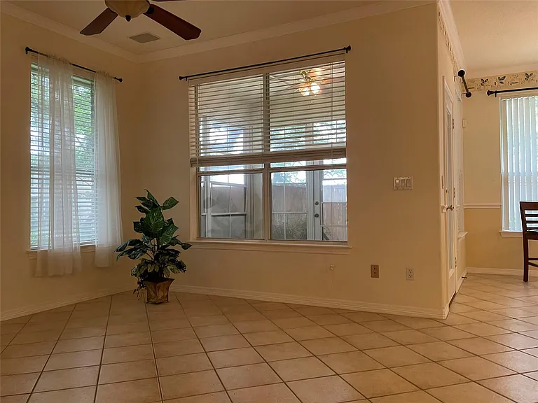 120 W Brazos Dr — Photo 16