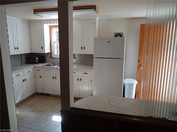5th image of 119 Wolf Ave