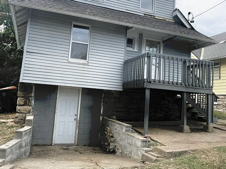 5725 Highland Ave — Photo 7