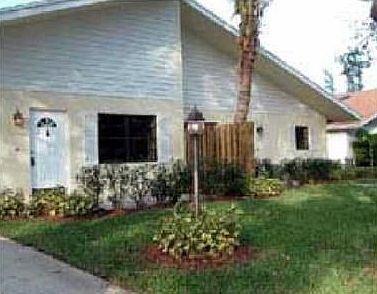 1st image of 2029 Cove Ln