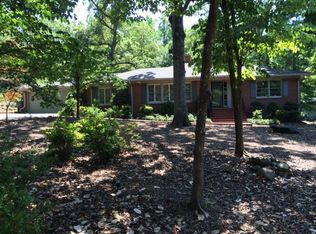 611 Piney Woods Dr, Lagrange, GA 30240
