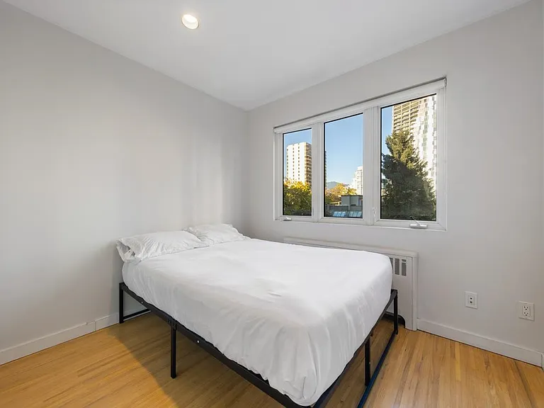 1540 Haro St #301 — Photo 2