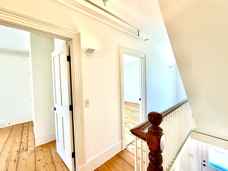 200 Main St #202 — Photo 23