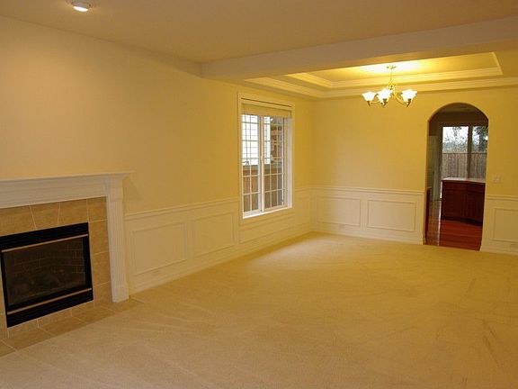 4th image of 18014 118th Avenue Ct E