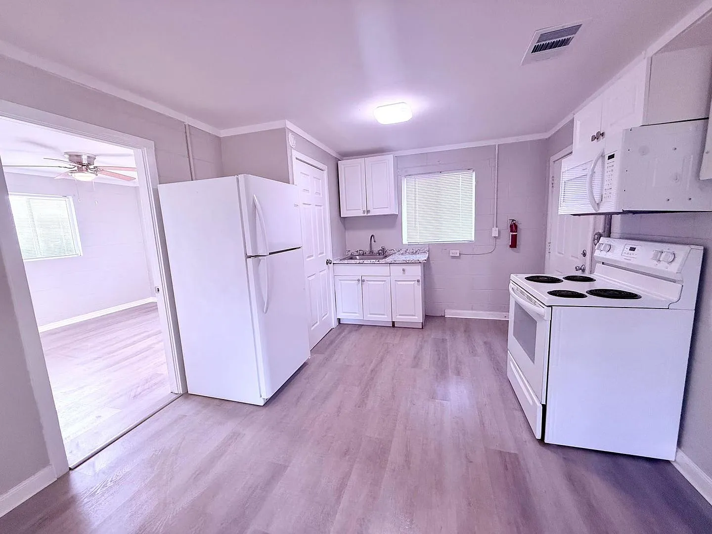 2305 SW 2nd Street — Photo 4