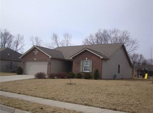 1212 Hawks Nest Dr, Troy, OH 45373