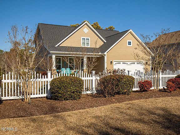 2nd image of 404 Marsh Island Dr