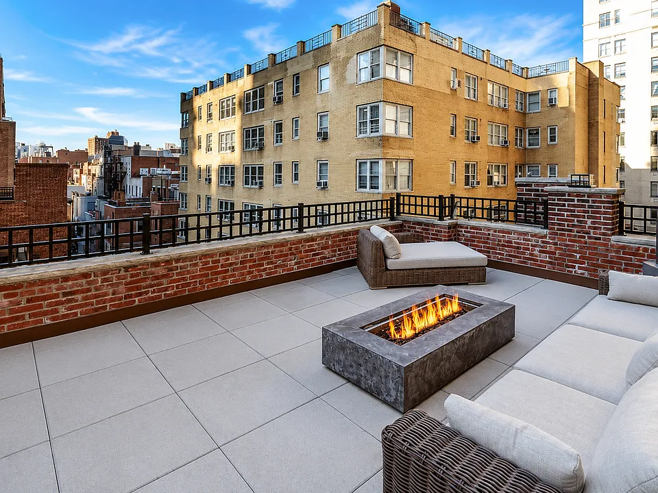 3 W 73rd St #PENTHOUSE