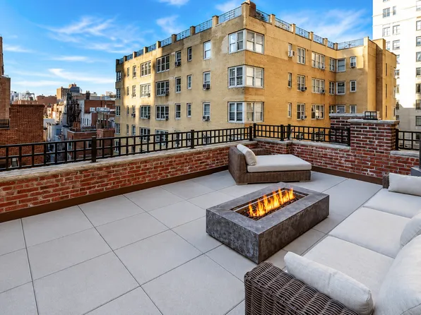 3 W 73rd St #Penthouse, New York, NY 10023