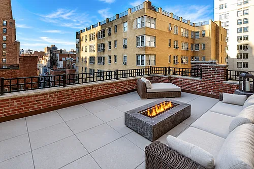 3 W 73rd St #PENTHOUSE Photo 1