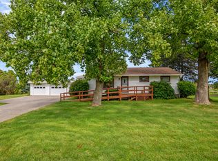 10986 W Law Rd, North East, PA 16428