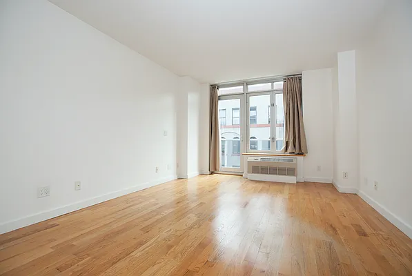 Rented by REAL New York | media 2