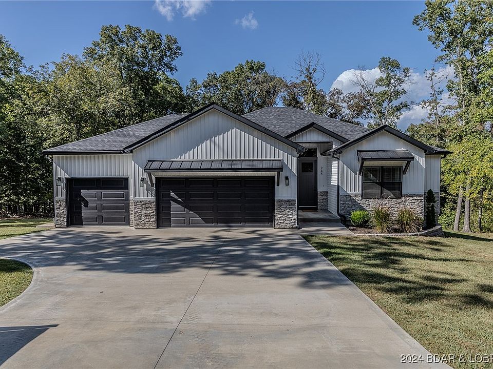 1st image of 248 Fairlawn Cir