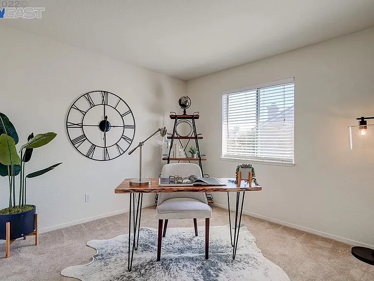 203 Swan Ct #203 — Photo 28