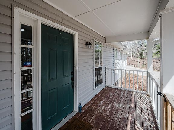 4th image of 8273 Bluff Ridge Rd