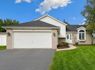 1135 Patriot Dr, New Lenox, IL 60451