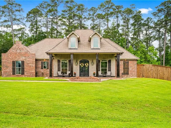 605 Forest Edge Dr, Woodworth, LA 71485