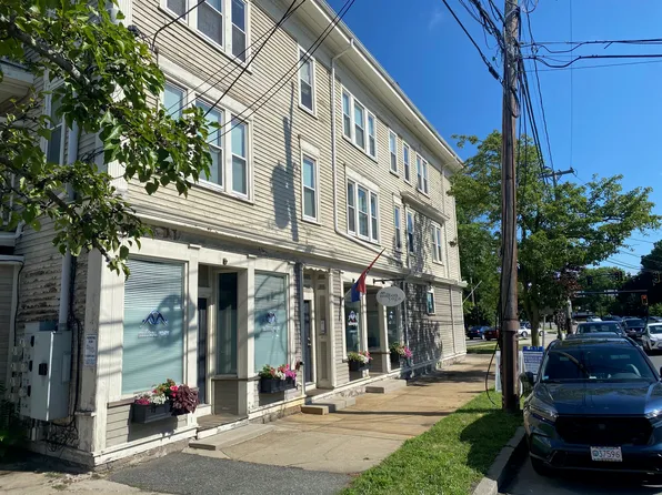 15 Blue Hill Ave #3, Milton, MA 02186