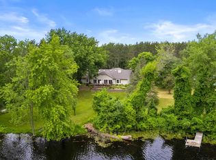 2911 Rainbow Dr, Plover, WI 54467