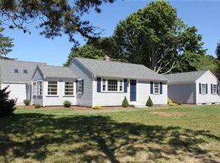 32 Frances Ave, Falmouth, MA 02540
