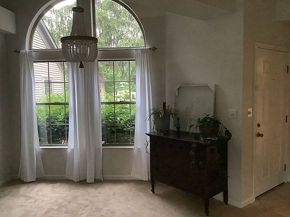 5th image of 115 S Bayshore Dr #2