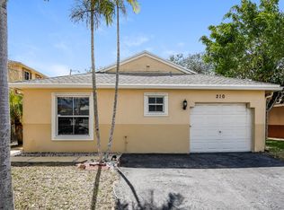 210 NW 207th Way, Hollywood, FL 33029