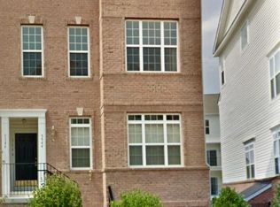 5546 Capital Gateway Dr #396, Suitland, MD 20746