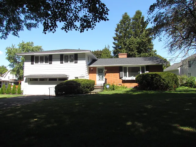 504 Rugby Rd — Photo 1