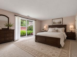 24 N Stone Mill Dr #1112, Dedham, MA 02026