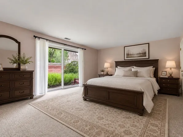 24 N Stone Mill Dr #1112, Dedham, MA 02026