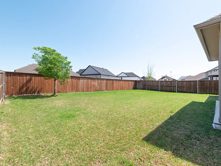 3208 Morris Ln — Photo 35