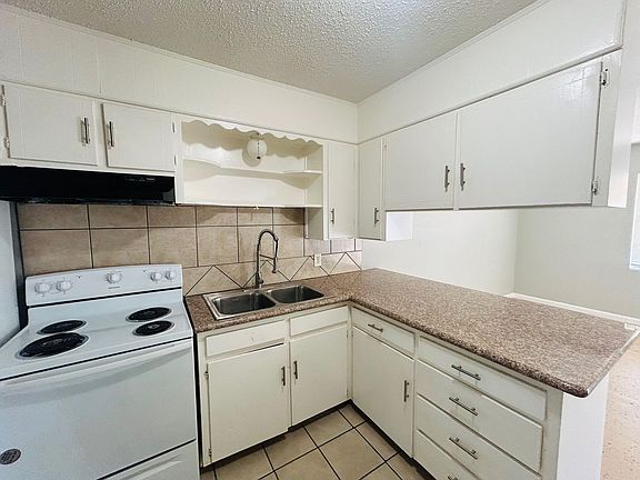 4th image of 500 E Craven Ave APT 3