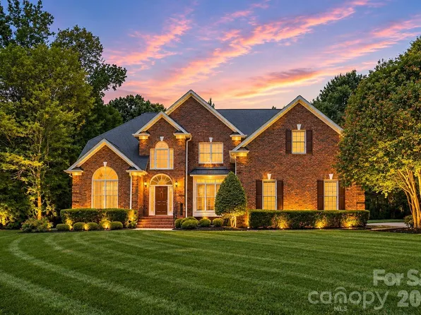 3818 Mourning Dove Dr, Matthews, NC 28104