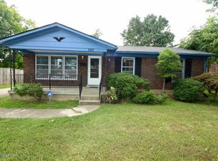3327 Teakwood Cir, Louisville, KY 40216