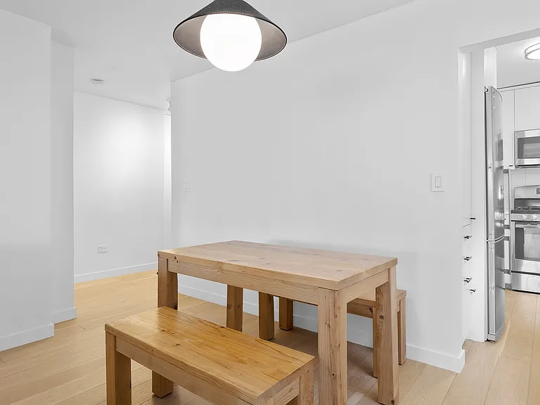 142 E 16th St #11G — Photo 6