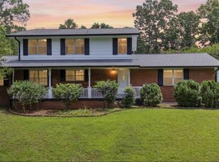 5037 Montcrest Dr, Chattanooga, TN 37416
